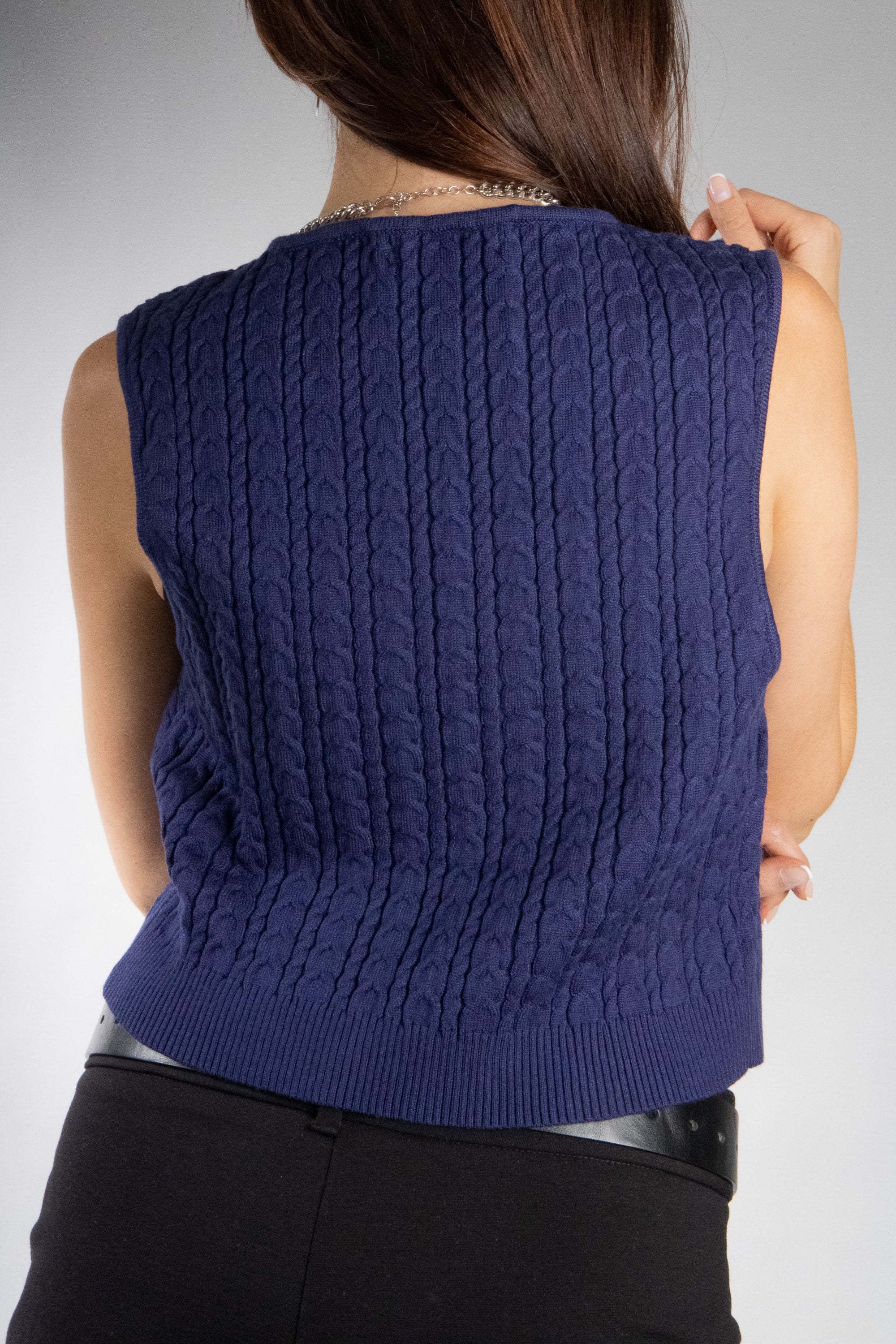 Women's Lightweight Cable Knit Tie Vest