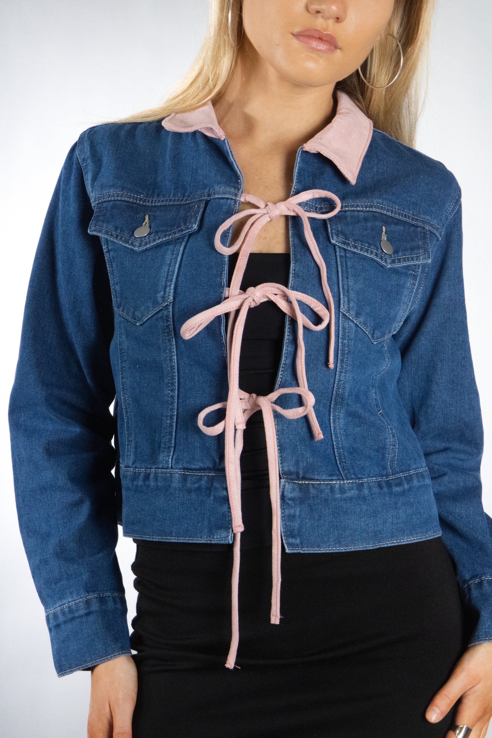 [Walmart Exclusive] Women's Triple Tie Denim Jacket