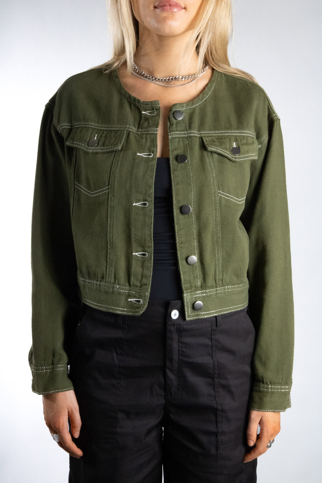 [Walmart Exclusive] Women's Mini Collarless Denim Jacket